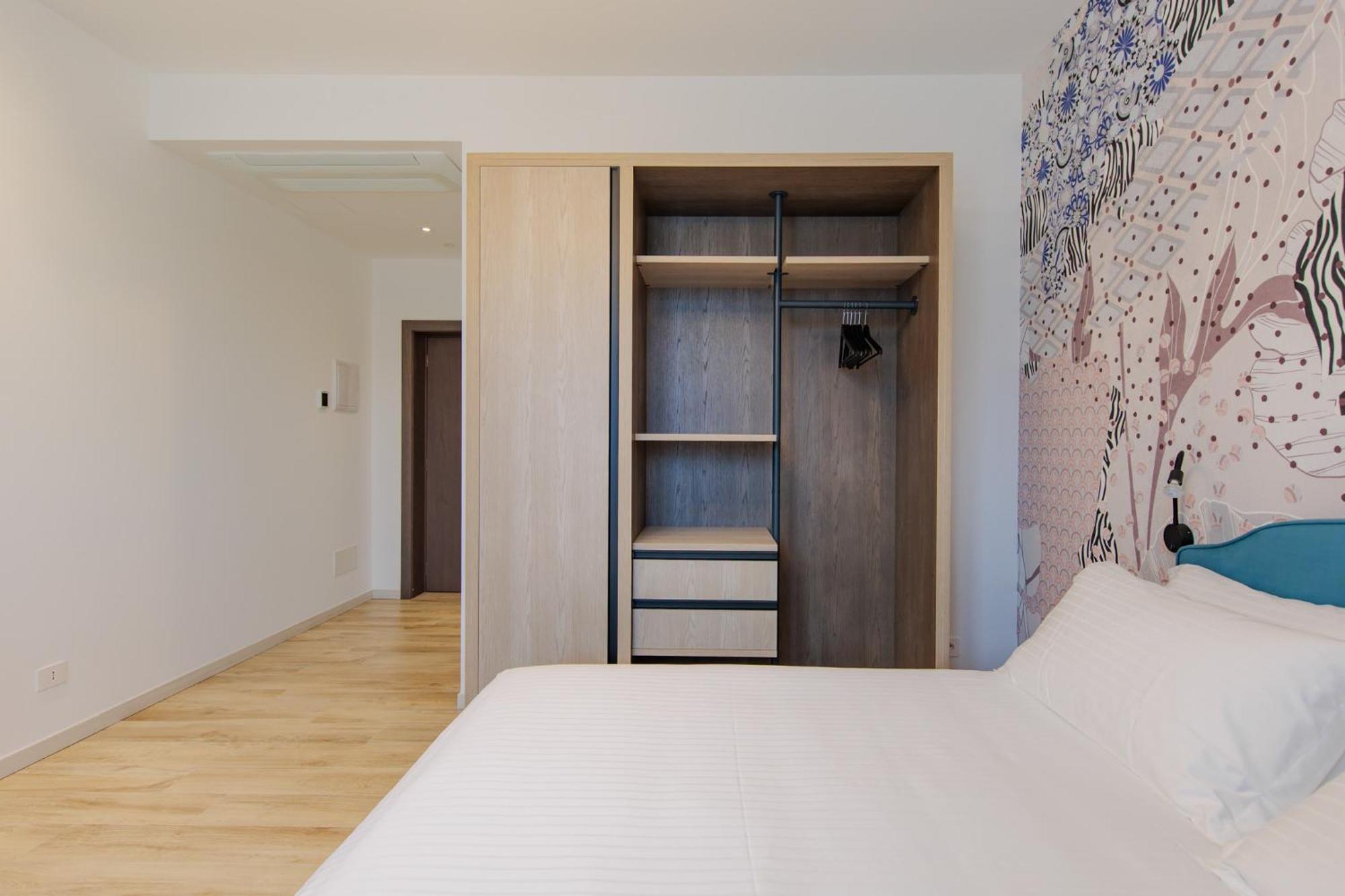 Ophelia Hotel Cazzago San Martino Bagian luar foto