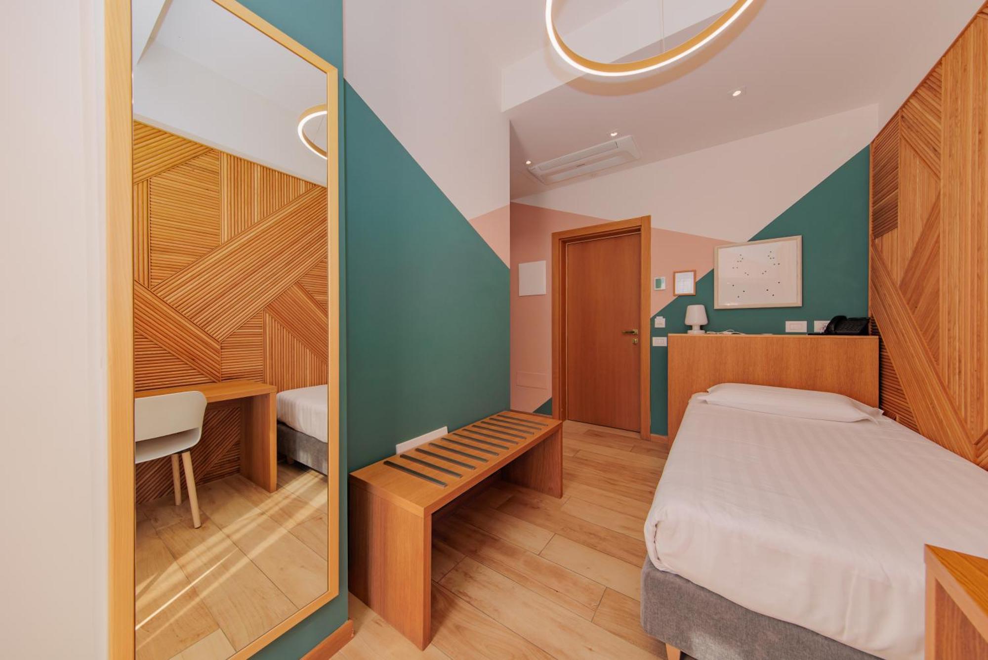 Ophelia Hotel Cazzago San Martino Bagian luar foto